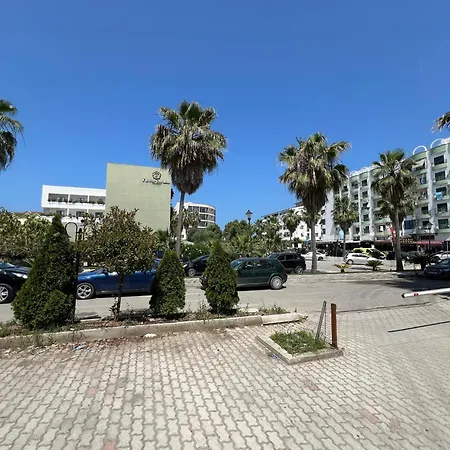 Iona 1 Daire Golem (Tirana)